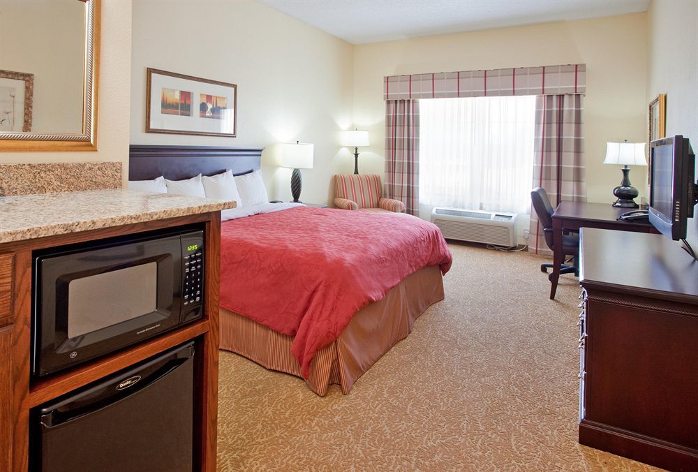Country Inn & Suites By Radisson, Kansas City At Village West, Ks Bonner Springs ห้อง รูปภาพ