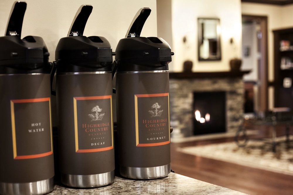 Country Inn & Suites By Radisson, Kansas City At Village West, Ks Bonner Springs ภายนอก รูปภาพ