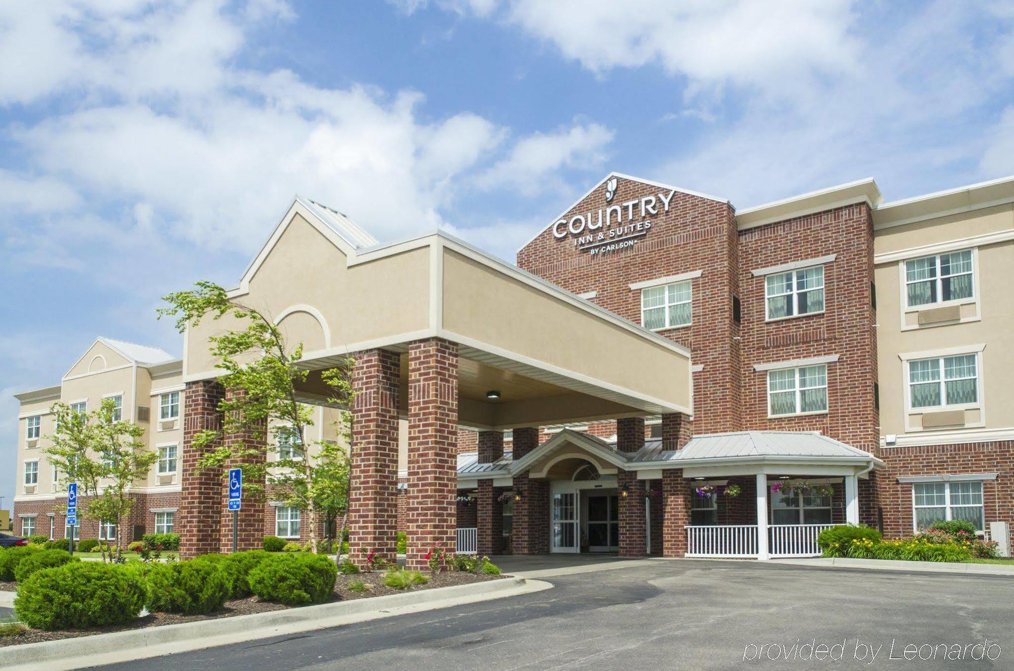 Country Inn & Suites By Radisson, Kansas City At Village West, Ks Bonner Springs ภายนอก รูปภาพ